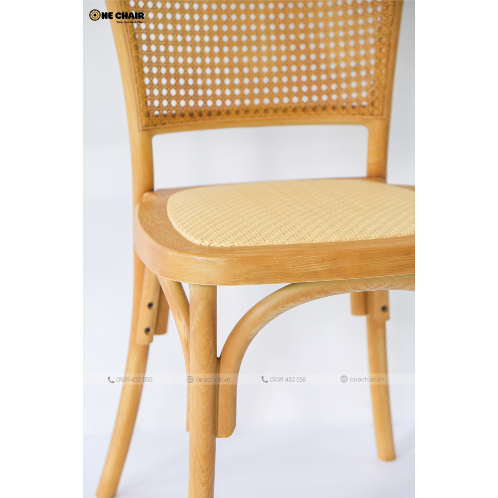 NEW - Ghế Cane Back Lãng Mạn, Sự Lựa Chọn Tinh Tế Cho Tiệc Cưới
