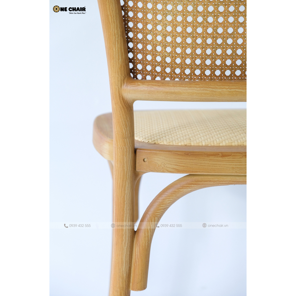 NEW - Ghế Cane Back Lãng Mạn, Sự Lựa Chọn Tinh Tế Cho Tiệc Cưới