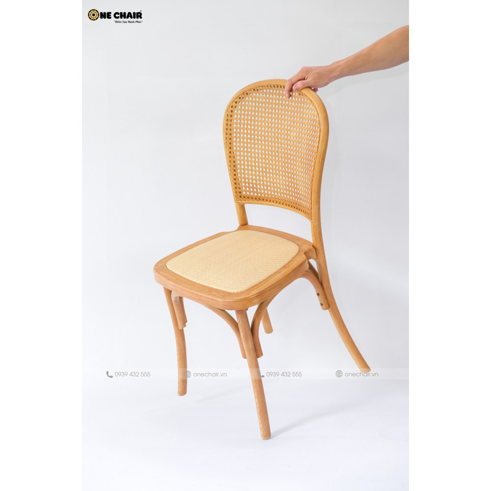 NEW - Ghế Cane Back Lãng Mạn, Sự Lựa Chọn Tinh Tế Cho Tiệc Cưới