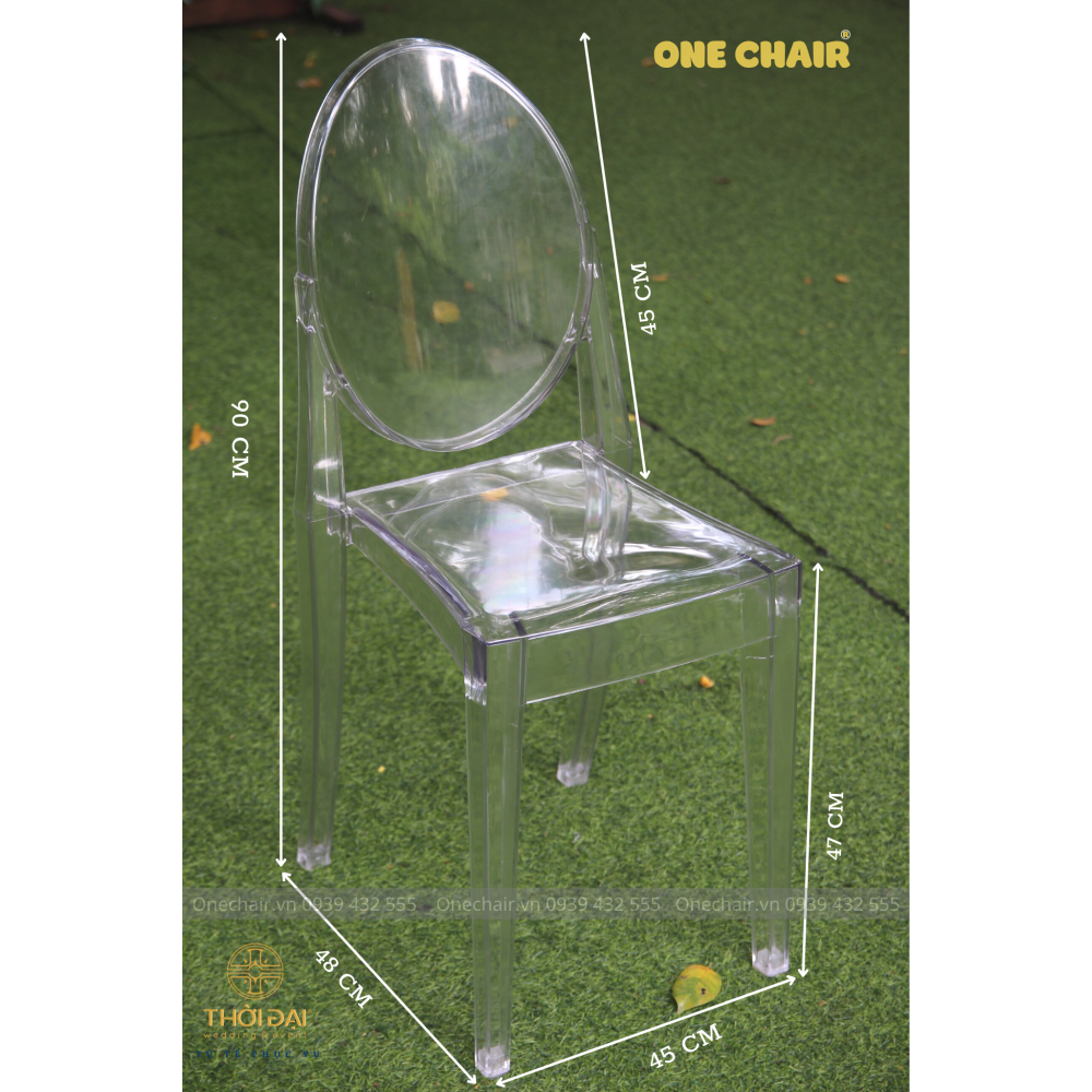 Cho thuê ghế đám cưới pha lê Chiavari Ghost Chair acrylic cho sự kiện ngoài trời lung linh