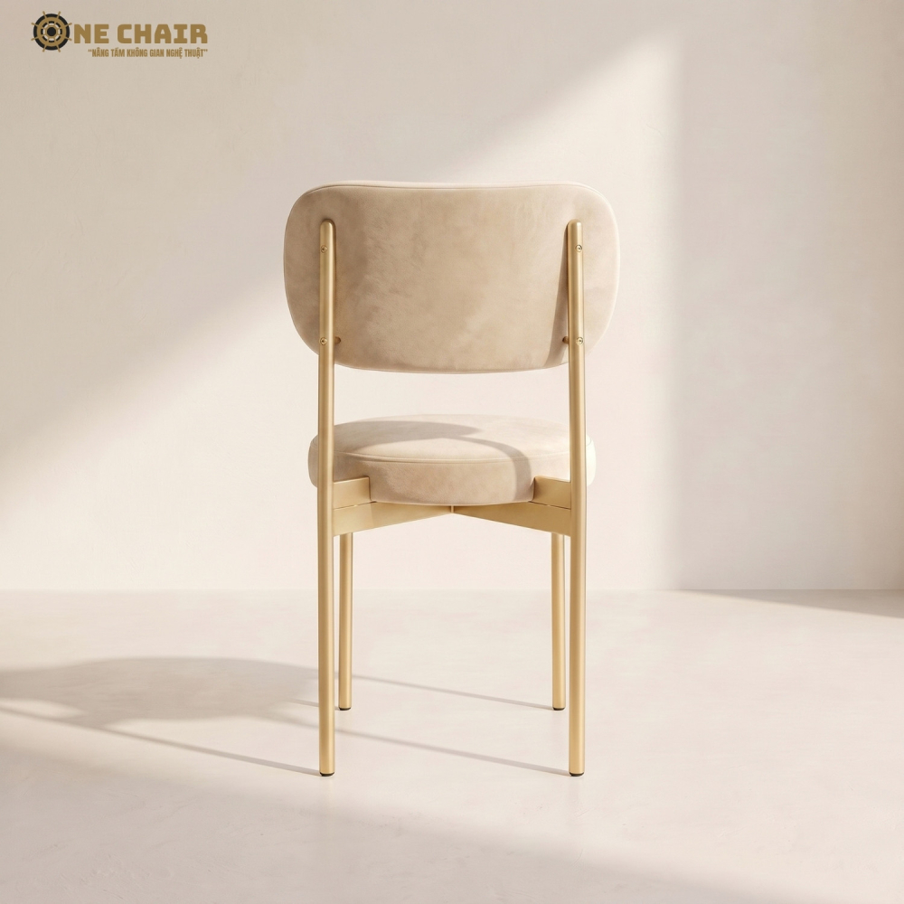 Velvet Chair – Champagne