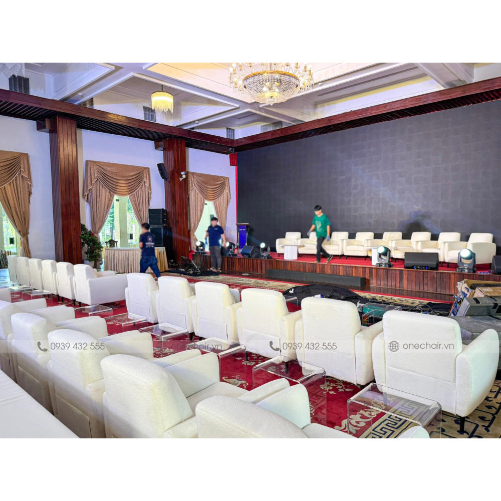 Ghế Sofa Đơn Màu Trắng Cao Cấp – Sang Trọng & Thoải Mái Cho Sự Kiện