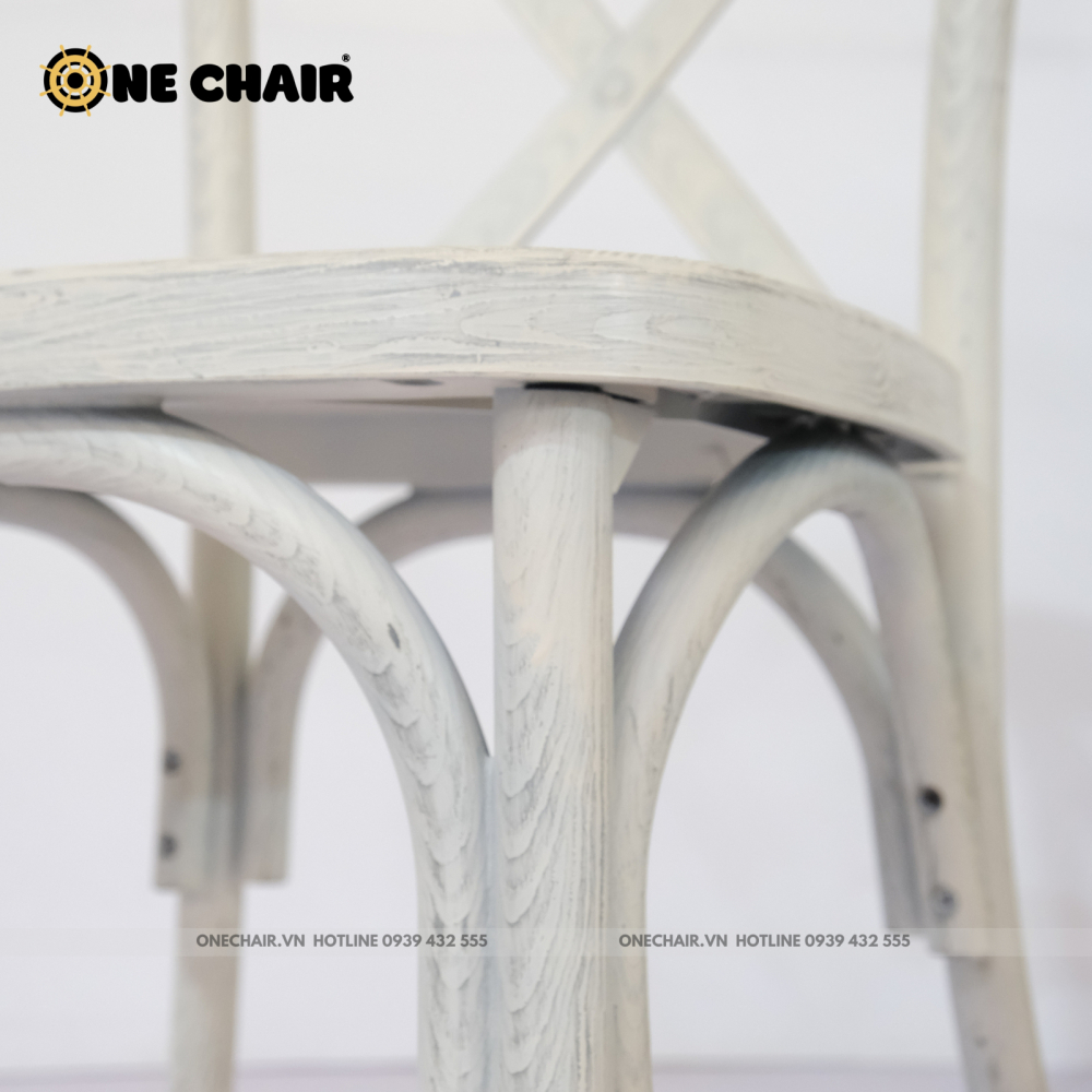 ghế chéo lưng chữ X croosback sang trọng cho sự kiện tiệc cưới