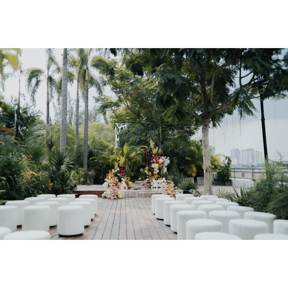 SOFA ĐÔN TRÒN MÀU TRẮNG – TINH TẾ HIỆN ĐẠI