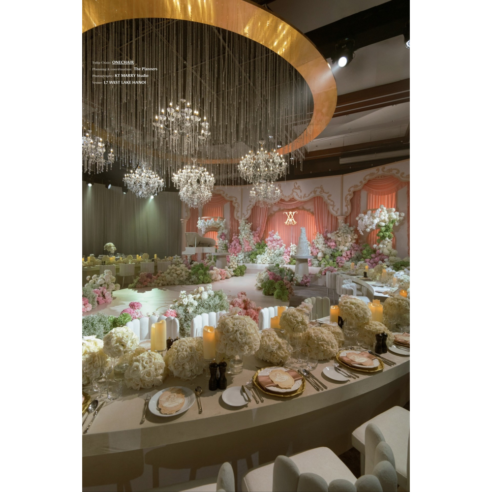 TULIP CHAIR - VẺ MỀM MẠI TỪ NHỮNG ĐƯỜNG CONG TINH TẾ