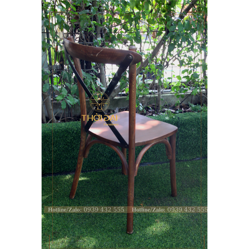 Cho thuê ghế tiệc cưới crossback phong cách cưới Vintage lãng mạn, ghế chữ X sự kiện đám cưới ngoài trời lãng mạn