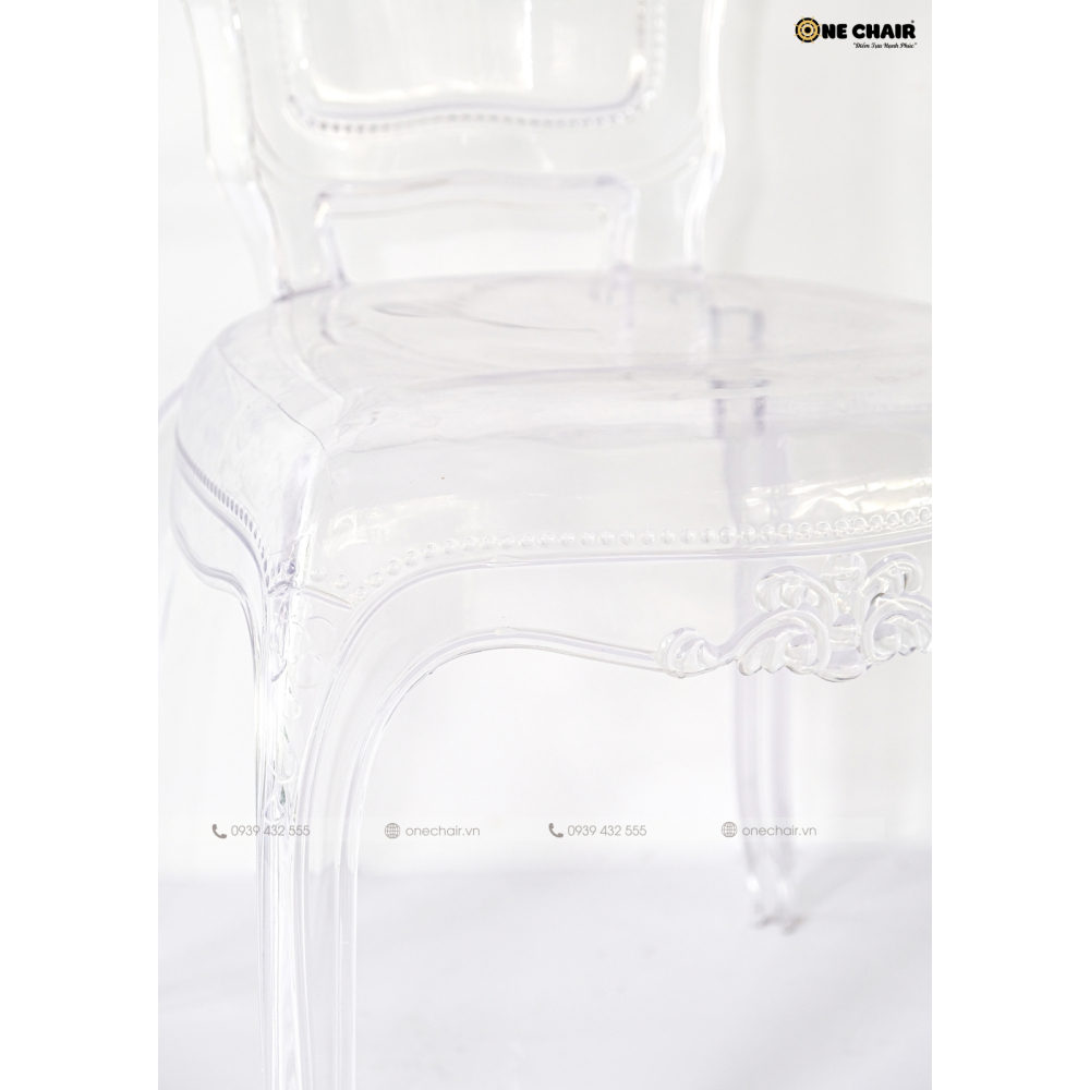 NEW - Queen Chair: Ghế Acrylic Lộng Lẫy Dành Cho Sự Kiện Tiệc Cưới Quý Phái