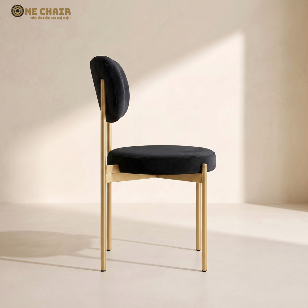 Velvet Chair – Black