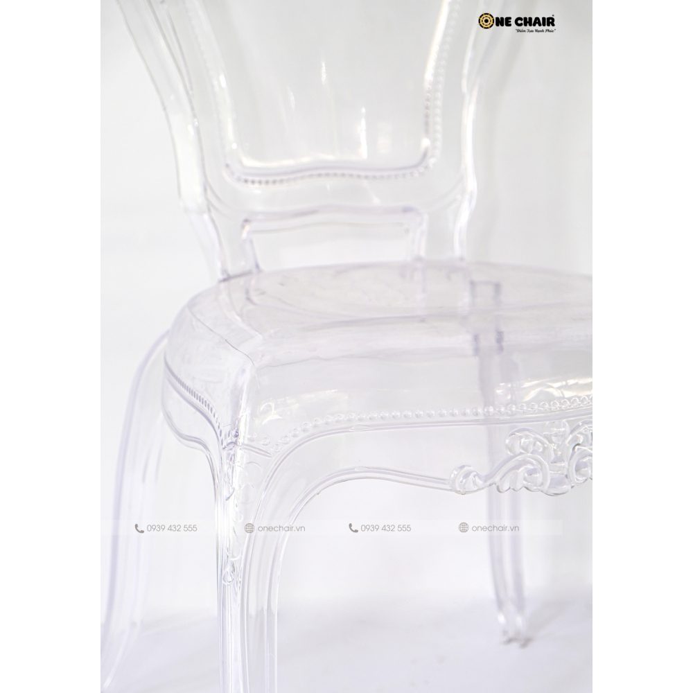 Queen Chair – Cho Thuê Ghế Sự Kiện Trong Suốt Hoàng Gia & Cổ Điển