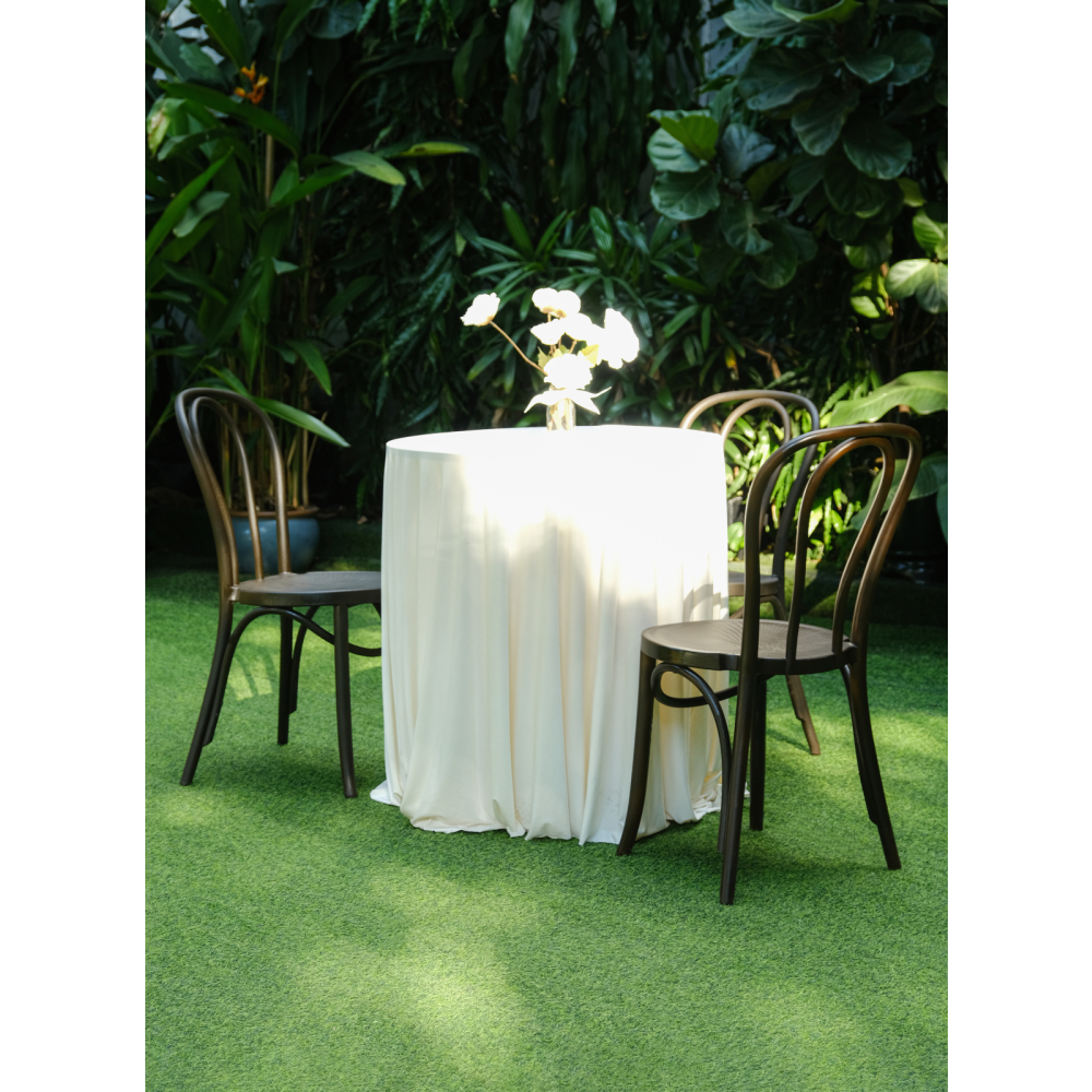 Brown Thonet Chair - Ghế Thonet & Bàn Cocktail Trắng / Cổ Điển Mộc Mạc Cho Tiệc Sân Vườn
