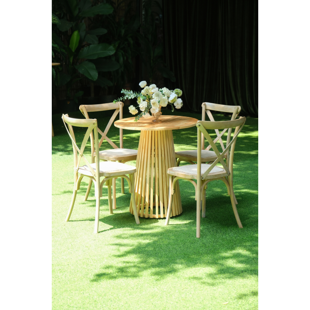 Crossback Chair – Bàn Ghế Bar Mộc Mạc Cổ Điển Cho Sự Kiện & Tiệc Cưới Ngoài Trời