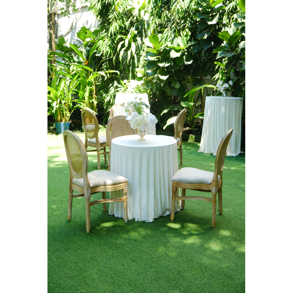 Louis XVI Chair – Bàn Ghế Bar Sang Trọng Cổ Điển Cho Sự Kiện Cao Cấp