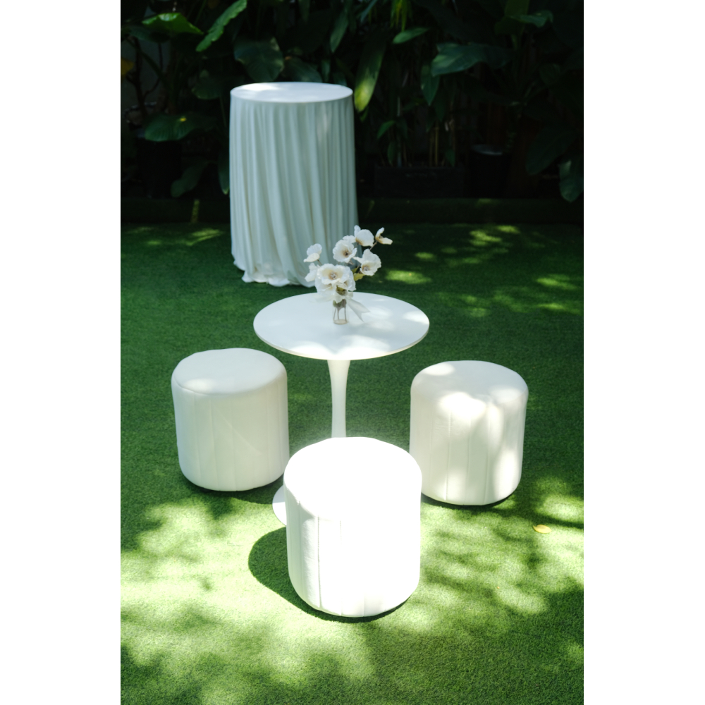 Don Sofa – Ghế Bar Tròn Bọc Nệm & Bàn Cocktail Trắng Tối Giản Tinh Tế