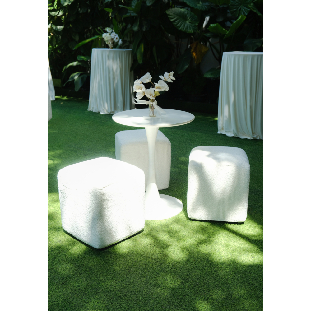 Square Sofa - Ghế Sofa Vuông & Bàn Cocktail Trắng / Thanh Lịch Tối Giản