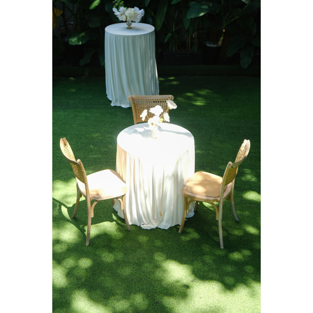Crossback Rattan - Bàn Cocktail Trắng / Mộc Mạc Tự Nhiên Trong Mỗi Buổi Tiệc Sân Vườn