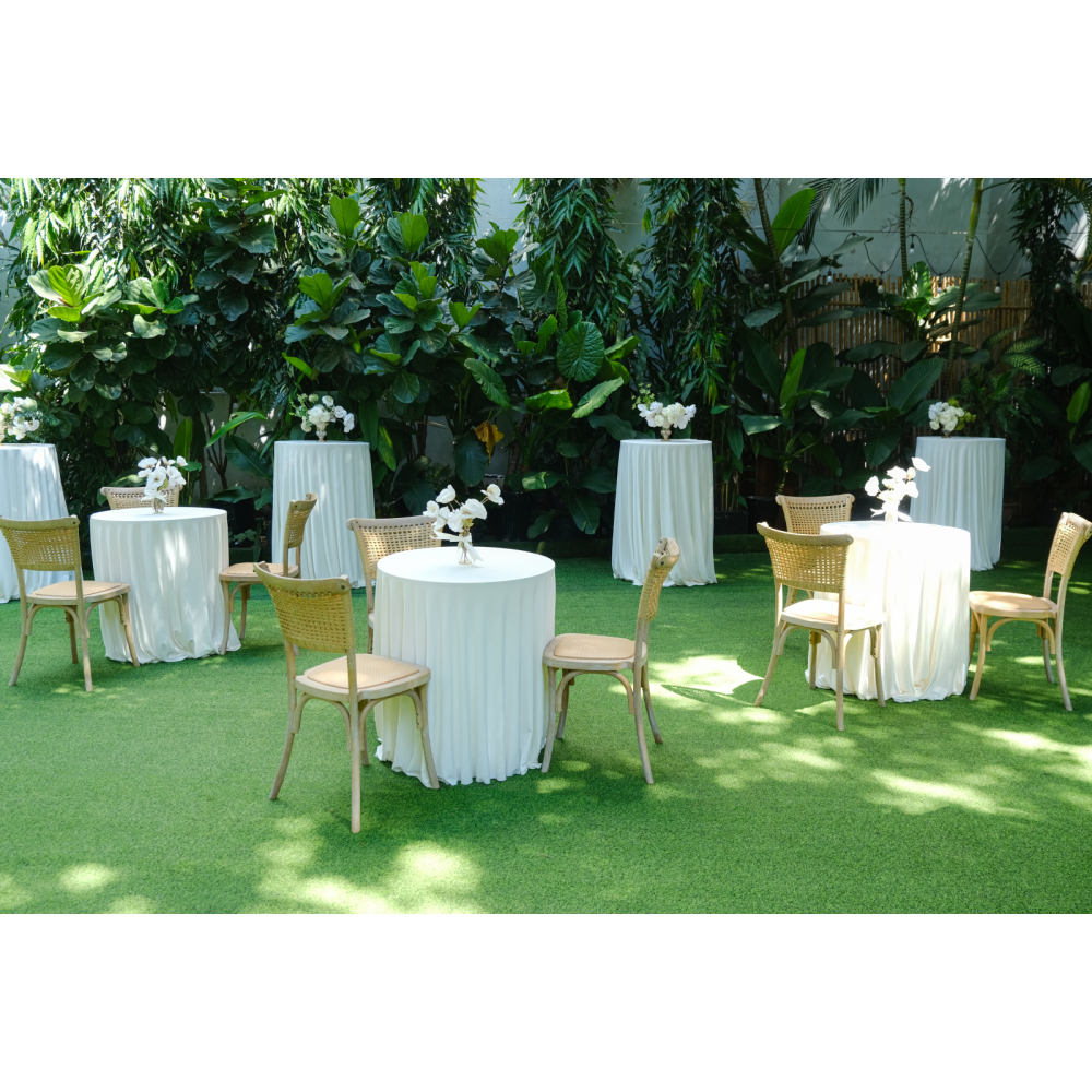 Crossback Rattan - Bàn Cocktail Trắng / Mộc Mạc Tự Nhiên Trong Mỗi Buổi Tiệc Sân Vườn