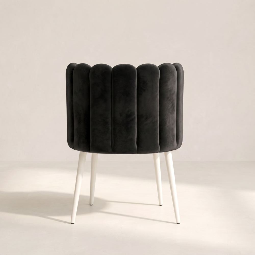 Tulip Chair – Black Velvet