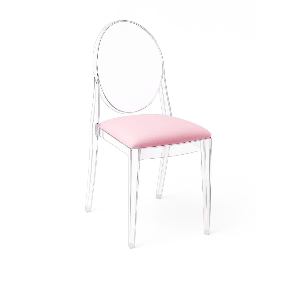 Ghost Chair: Ghế Sự Kiện Trong Suốt – Vẻ Đẹp Giản Dị Cho Không Gian Tiệc Cưới 