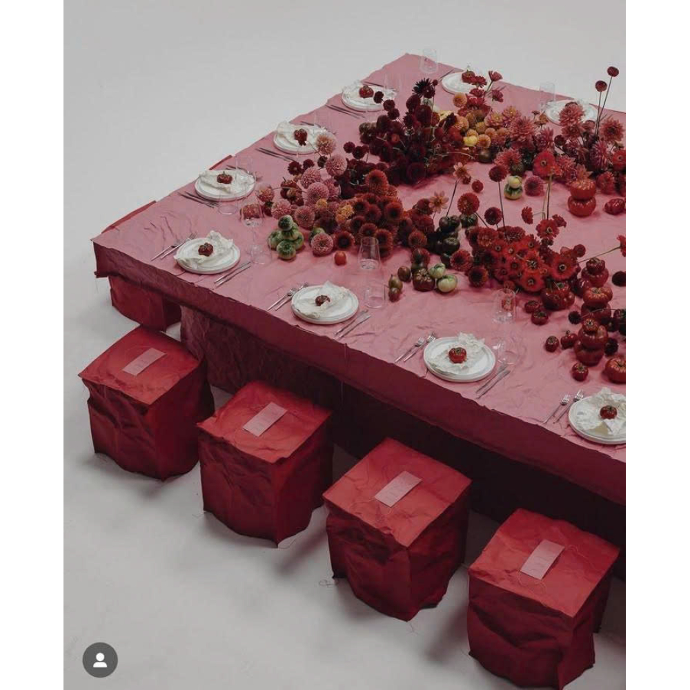SOFA SỰ KIỆN CAO CẤP | PAPER STOOL DEEP RED – SẮC ĐỎ ĐẬM ĐẦY CẢM XÚC