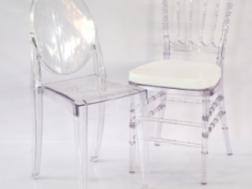 6 ưu điểm nổi bật của ghế pha lê nhựa đúc trong suốt chiavari