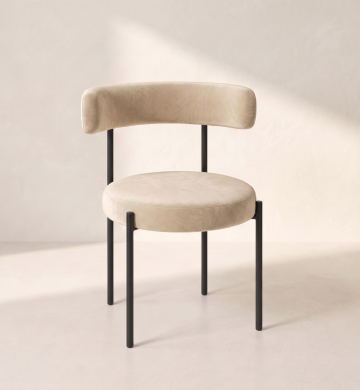 Bouclé Chair – Champagne