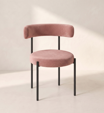 Bouclé Chair – Dusty Rose