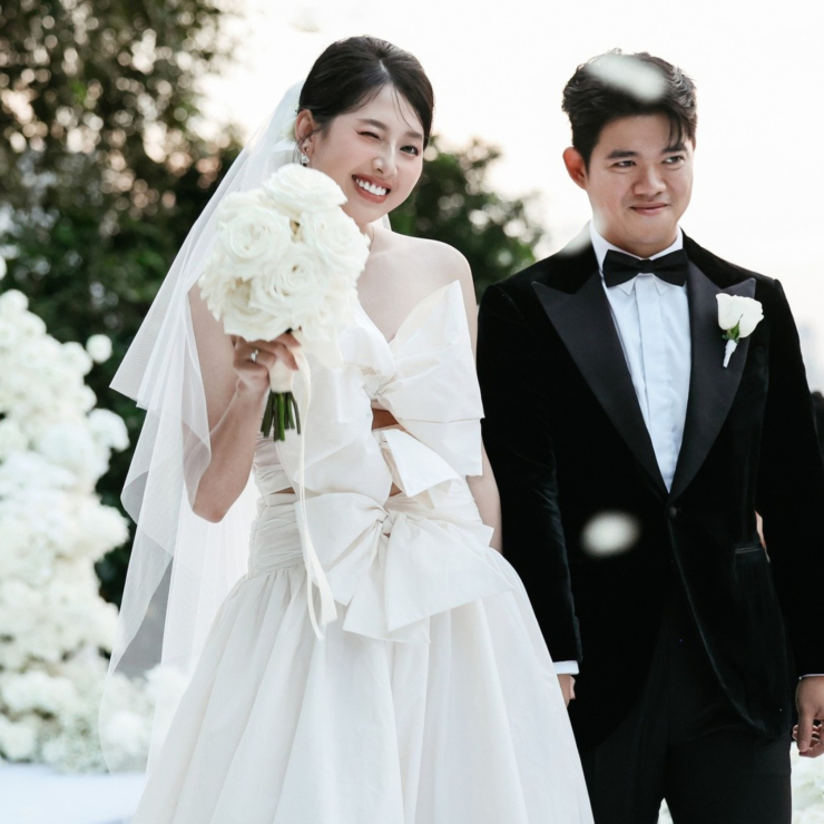 Sự Cổ Điển Tinh Tế Trong Lễ Cưới Hoa Trắng Giữa Không Gian Xanh
