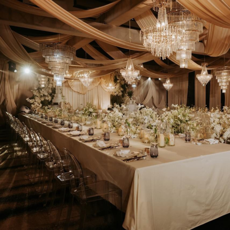 Luxury Wedding | Sự Tinh Khiết Trong Ánh Vàng Sang Trọng