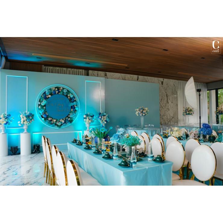 Sweet Sea Blue | Impressive Private Home Wedding