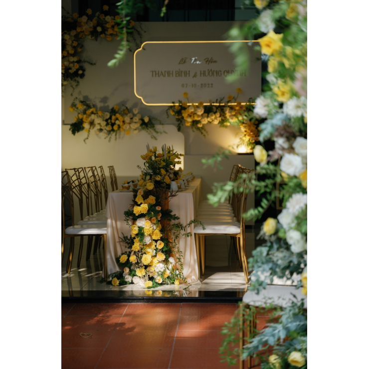 Sweet Yellow Family Wedding Ceremony at Beautiful Home