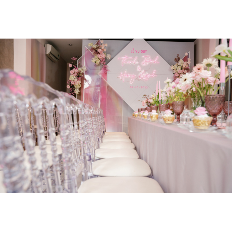 Sweet Pink Family Wedding Ceremony at Beautiful Home