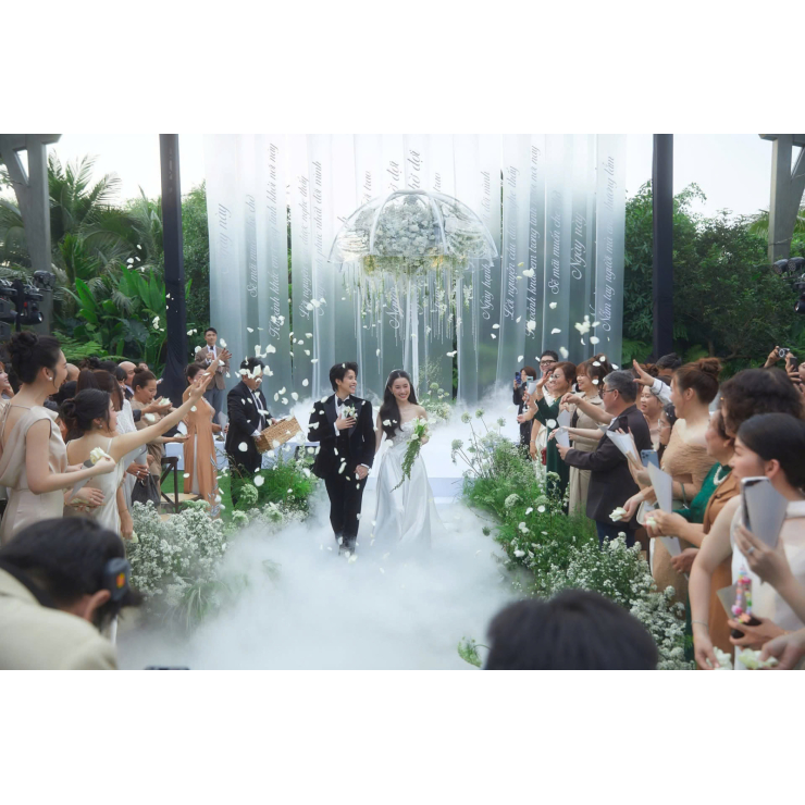 Ca Sĩ Vũ Cát Tường & Bí Đỏ – Luxury Wedding | Lễ Cưới Cổ Tích Giữa Khu Vườn Xanh Ngát