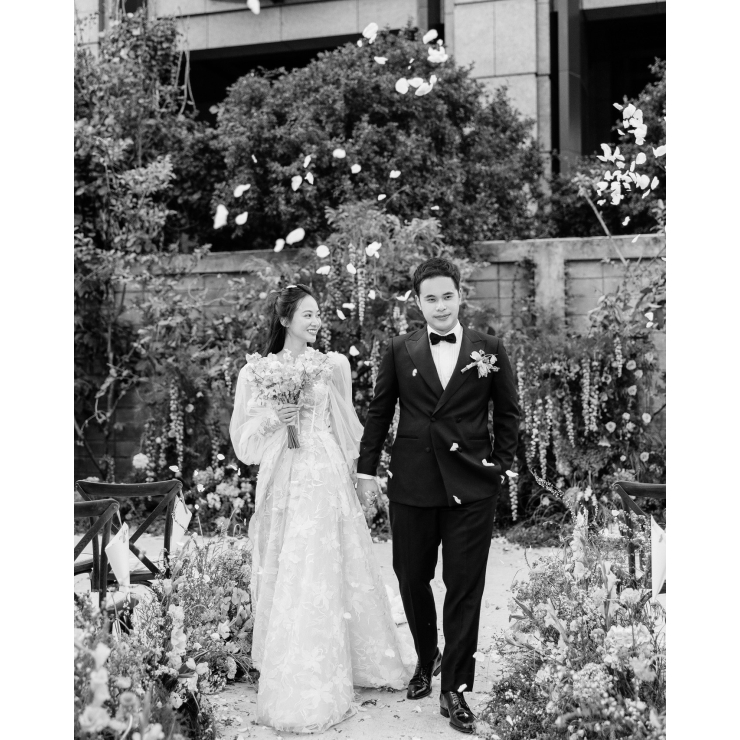Luxury Wedding | Giai Điệu Hoa Tím Giữa Khu Vườn Lễ Cưới Lãng Mạn