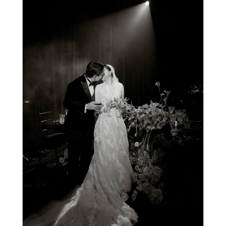 Luxury Wedding | Vẻ Đẹp Tối Giản Trong Không Gian Tiệc Cưới Đen Sang Trọng