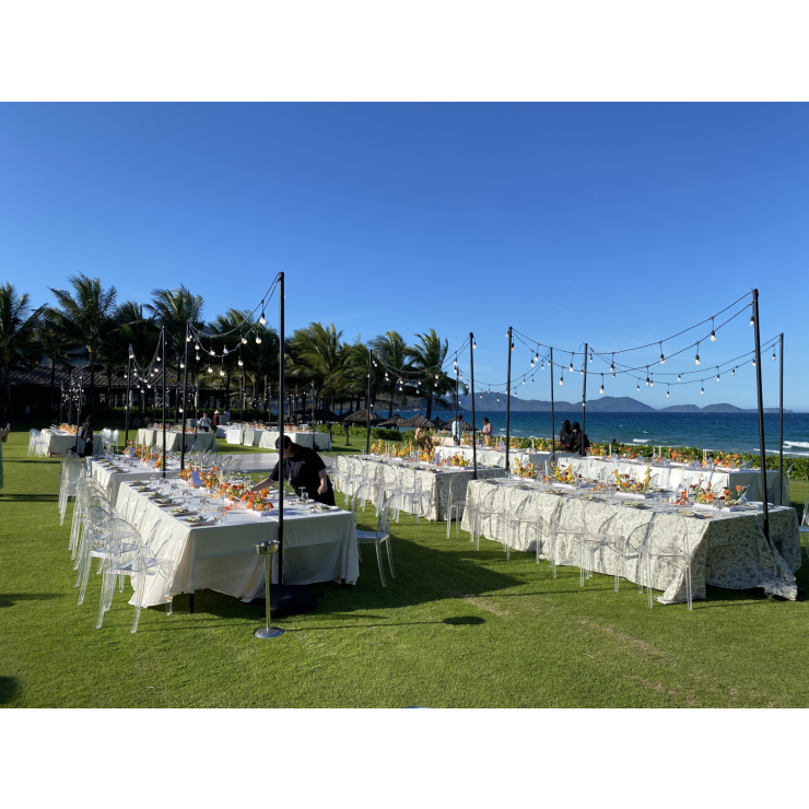 Setup Bàn Tiệc & Concept Lễ Vow Xinh Đẹp Bên Bờ Biển Thơ Mộng