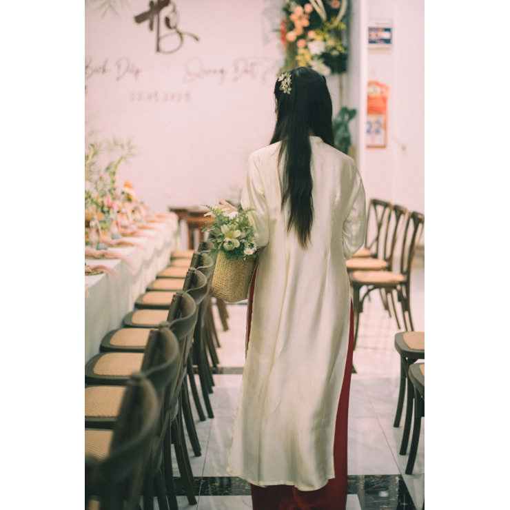 Sweet Family Wedding Ceremony At Romantic Private Home
