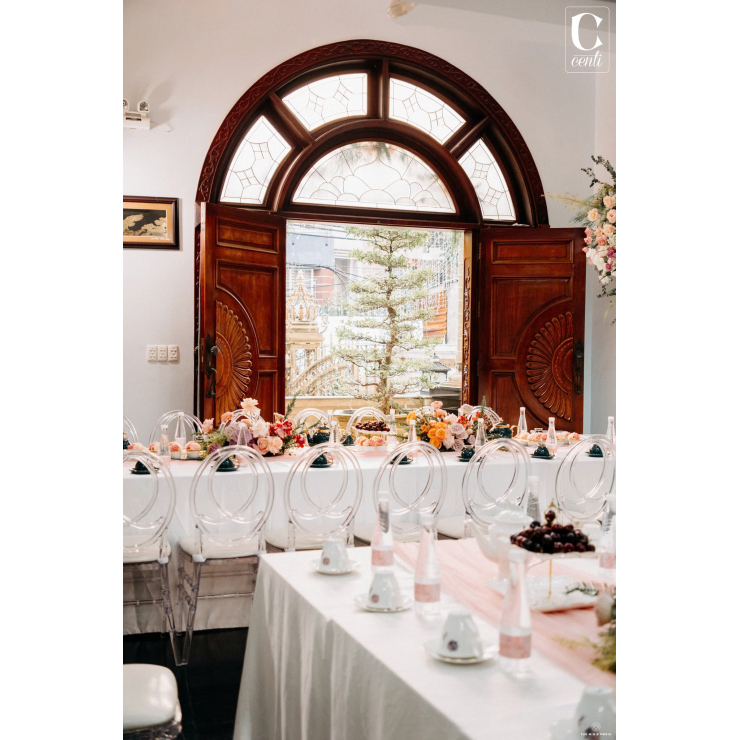 Impressive Private Home Wedding Ceremony