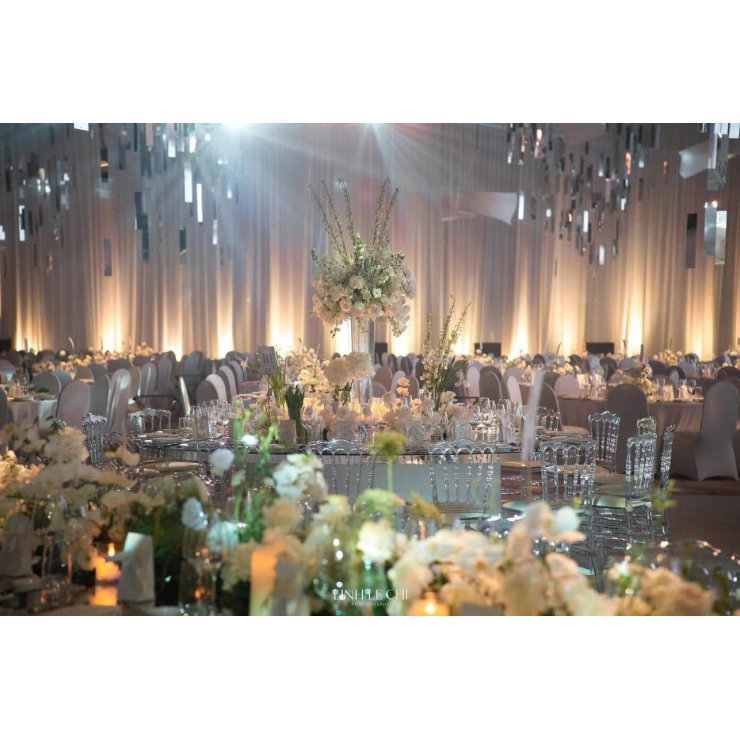 Đẹp Mãn Nhãn Với Không Gian Tiệc Cưới "MIDU & MINH DAT" Tại Khách Sạn THISKY HALL