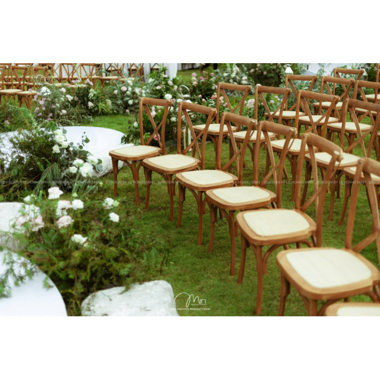 Quá Ấn Tượng Với Không Gian Tiệc Cưới Ngoài Trời