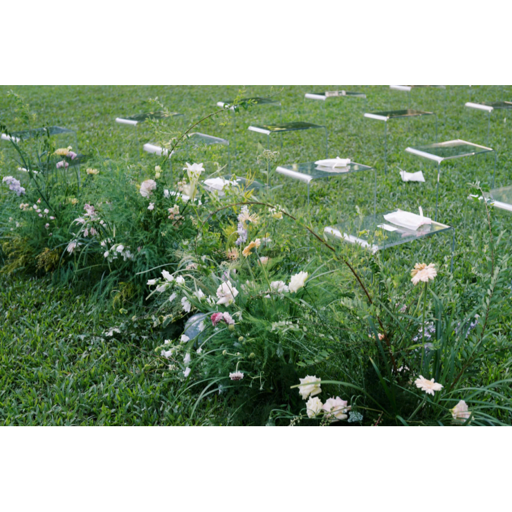 Concept Vow | Minimalist Decorative Style