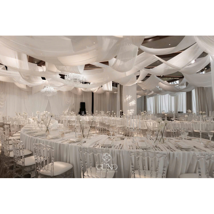 Luxury Wedding | Lễ Cưới Sang Trọng Giữa Không Gian Voan Trắng Và Ánh Sáng Pha Lê